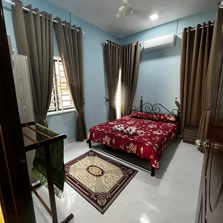 Yatee Homestay Kuala Terengganu Exterior photo