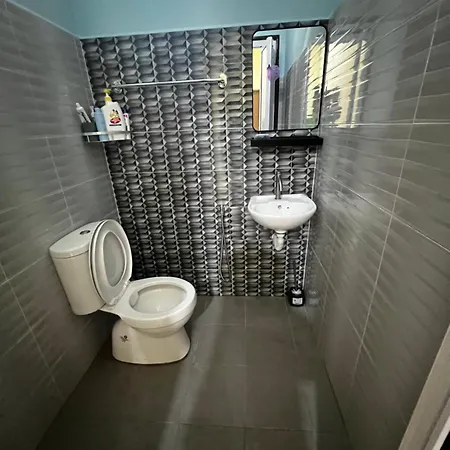 Yatee Homestay Kuala Terengganu Exterior photo